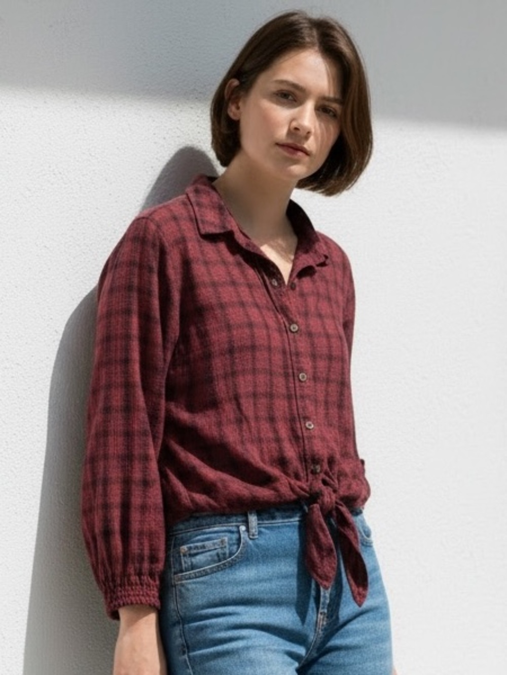 American Eagle Plaid button-up front-tie blouse Women's Small Maroon Viscose